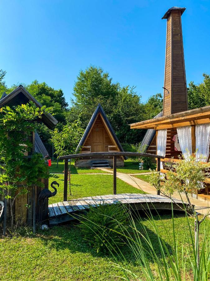 Rooms & Glamping Lana Haus Licko Petrovo Selo 외부 사진