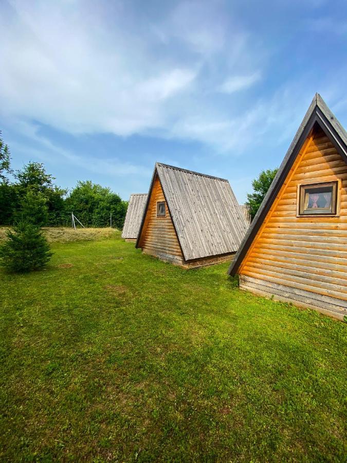 Rooms & Glamping Lana Haus Licko Petrovo Selo 외부 사진