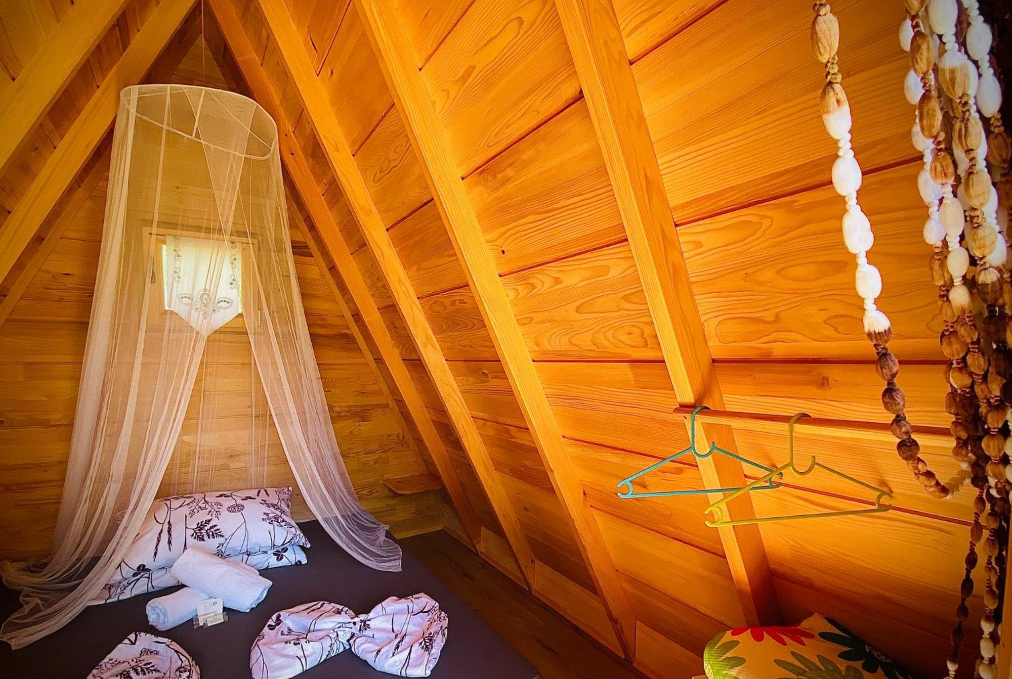 Rooms & Glamping Lana Haus Licko Petrovo Selo 외부 사진