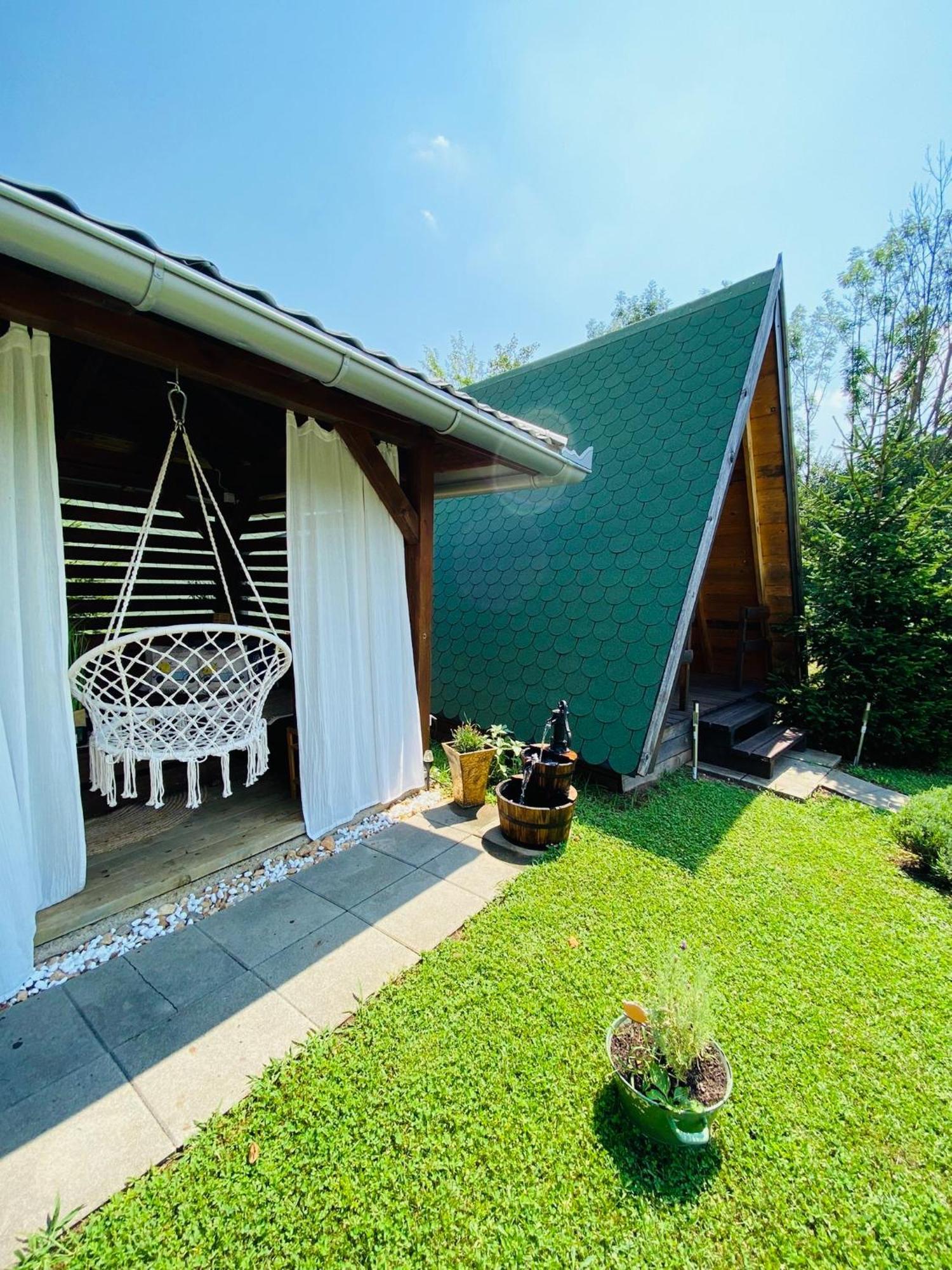 Rooms & Glamping Lana Haus Licko Petrovo Selo 외부 사진